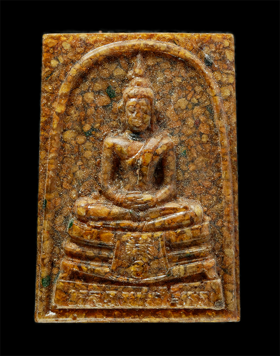 3Dec24 (197)p.jpg - หลวงพ่อโสธร เนื้อกระเบื้องหลังคาโบสถ์(หลังเก่า) วัดโสธรวรารามวรวิหาร จ.ฉะเชิงเทรา ปี2537 พระรุ่นนี้ผ่านการเสกในพิธีใหญ่หลายครั้ง ได้มีการนำมวลสารมงคล  [..] | https://kamulet.in.th